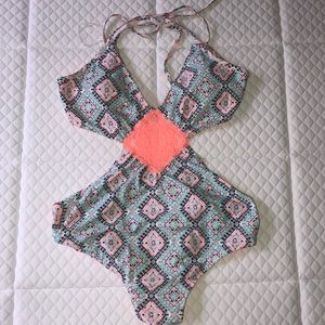 ~xhilaration one piece ~